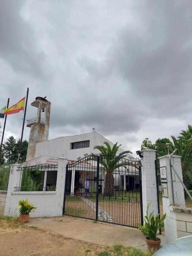 Hotel Rural Villa Torreaguilaバダホス エクステリア 写真