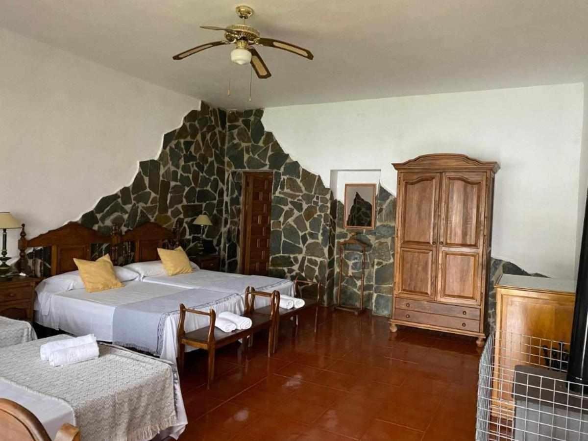 Hotel Rural Villa Torreaguilaバダホス エクステリア 写真
