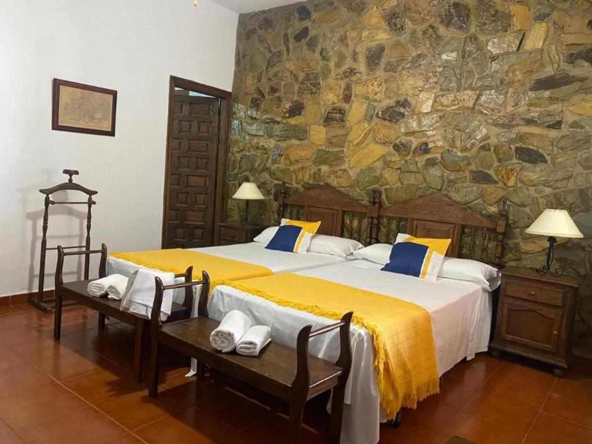 Hotel Rural Villa Torreaguilaバダホス エクステリア 写真